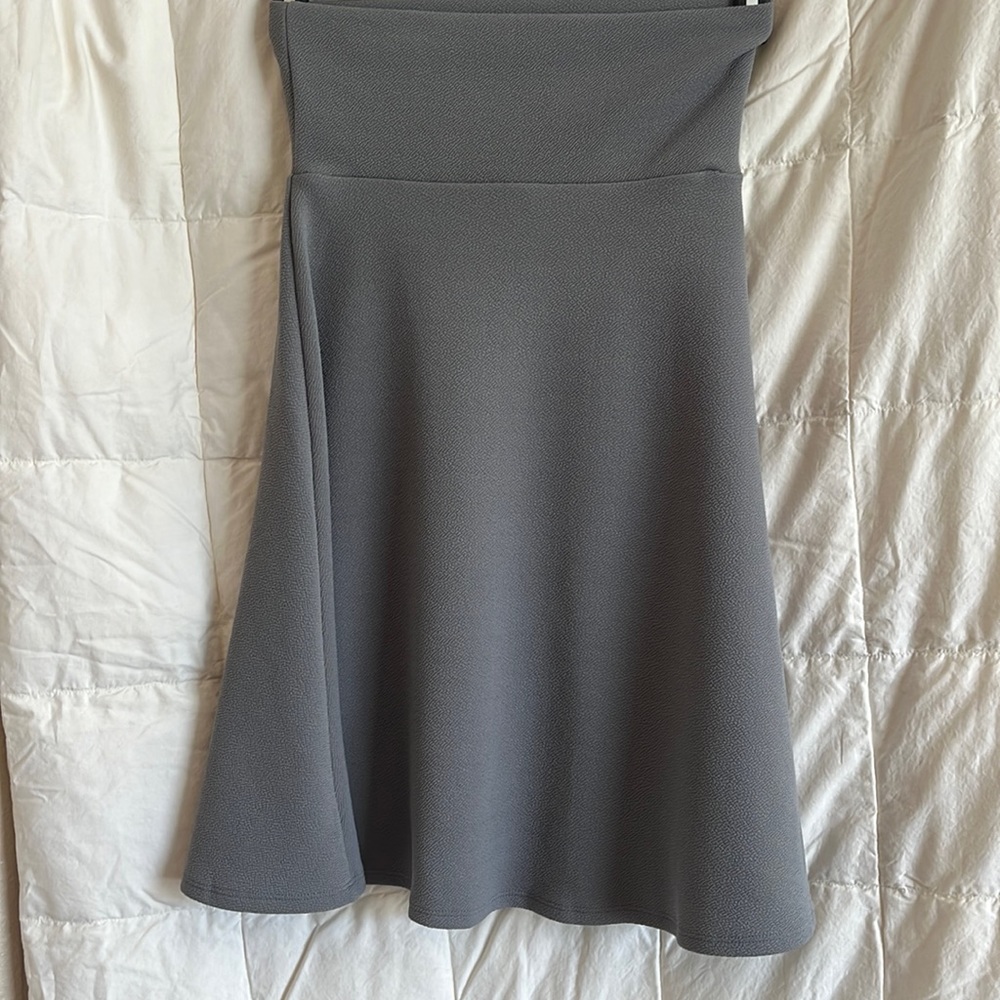 LulaRoe gray ladies skirt